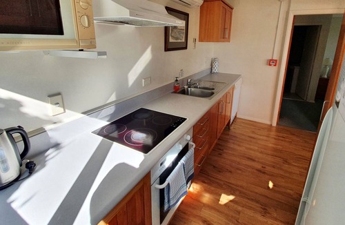 Stepneyville Apartment | Kimberley One - Nelson Waterfront Apartment - Free Cancellation Available Here!