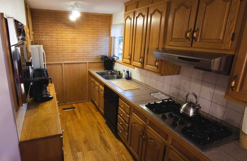 Plantagenet Ski Chalet | King of the hill