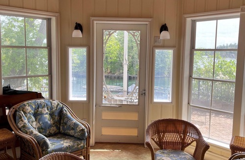 Ivy Lea House | Kings' Landing Cottage in the Thousand Islands
