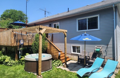 Port Burwell House | Kosecki Klubhouse -Hidden gem beach town in port Burwell