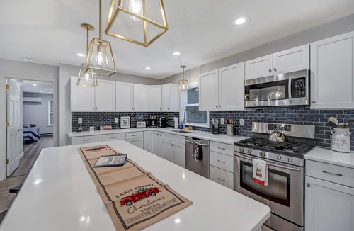 Briar Crest Woods House | Lake Access! Brier Crest Retreat, Huge 3 Floor, Home Theater