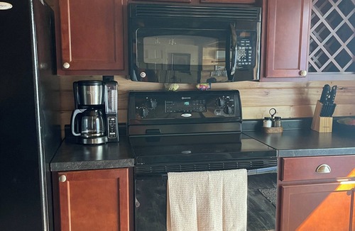 Backus Cabin | Lake cabin 2-bedroom sleeps 6. 1/2 mile from trails. Backus with private dock.