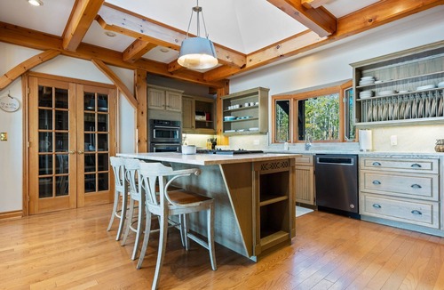 Windham Centre House | Lake Erie Lake House