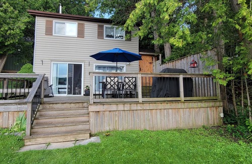Havelock-Belmont-Methuen Cottage | Lake Front Cottage On Beautiful Belmont Lake