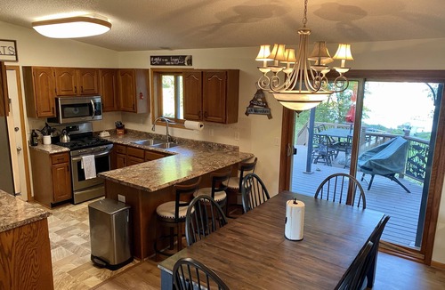 Lindstrom House | Lake front-Fishing-Snowmobile Trails Nearby!