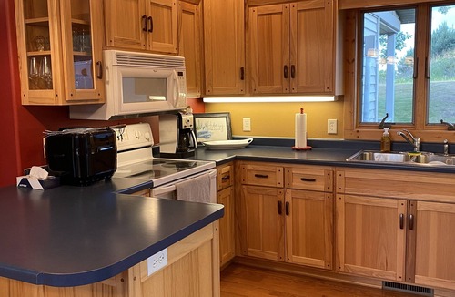 Battle Lake House | Lake Front House with lots of privacy and space!