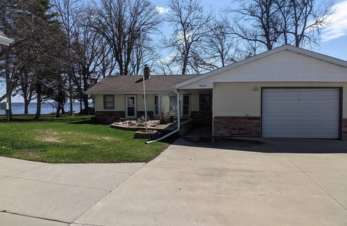 Warroad House | Lake Home that has Comfort with a View