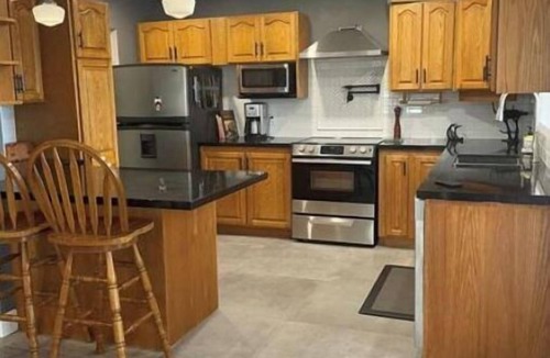 Madawaska Valley Cottage | Lake House Barry's Bay