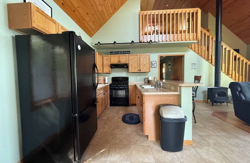 Aitkin Cabin | Lake Life All Year Round, 4 Seasons Of Fun. Free Kayaks, Canoe, & Dock