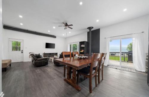 Quinte West House | Lake lodge 6