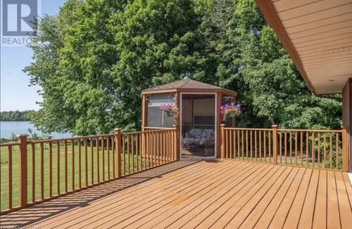 Prince Edward Cottage | Lake On The Mountain Paradise