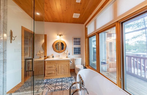 Muskoka Lakes House | Lake Rosseau Island Cottage Rental