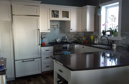 Observation Hill House | Lake Superior Panoramic View! Comfortable Spaces, Deck, Gourmet Kitchen & more!