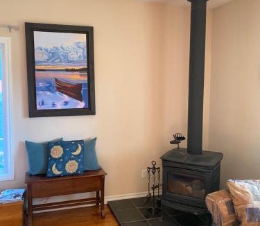 Lakefield House | Lakefield Cottage on Otonabee River