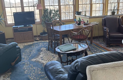 Forest Lake Apartment | Lakefront apartment with beautiful views,water access, 30 min from twin cities