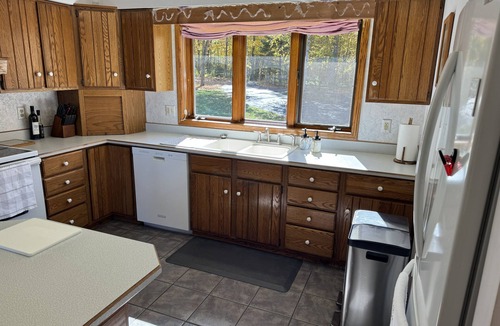 Brainerd Cabin | Lakefront Cabin in the Woods with EV charger