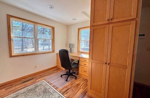Baxter House | Lakefront Hot Tub Retreat w/Mega Arcade