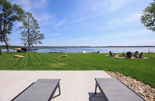 Ottertail House | Lakefront Luxury Awaits – Modern 5BR Retreat on Beautiful Rush Lake