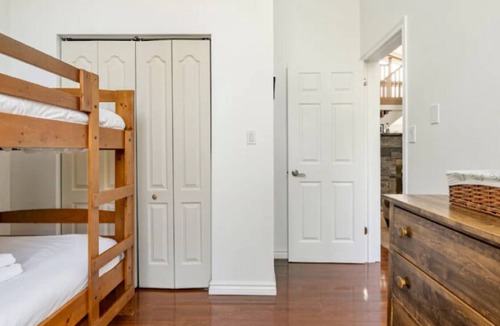 Ashfield-Colborne-Wawanosh Cottage | Lakefront Majestic Getaway with Hot Tub and Sunsets!