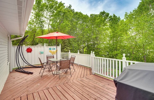 Annandale House | Lakefront Minnesota Vacation Rental w/Dock