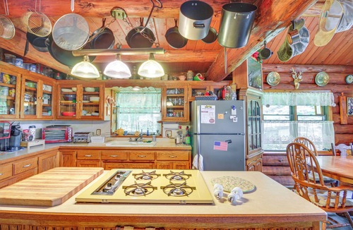 Rogers Township Cabin | Lakefront Retreat w/Dock & Yard in Remer!