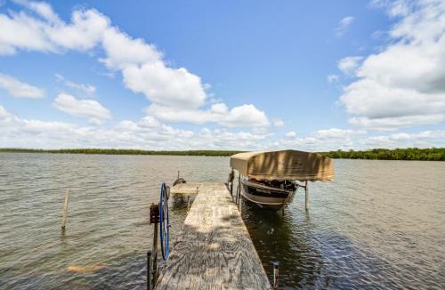 Rogers Township House | Lakefront Retreat with Dock and Yard in Remer!