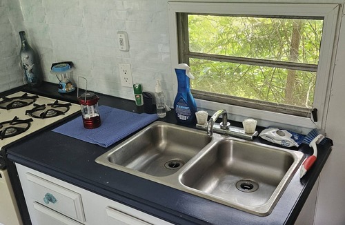 Victoria Road House | Lakefront trailer for rent, in Kawthra Lakes, on 1 acre of land