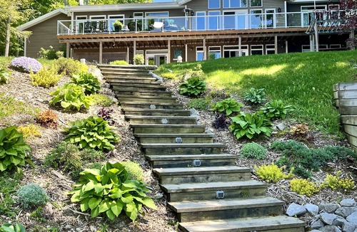 Dunsford Cottage | Lakehouse apartment with Bunkie
