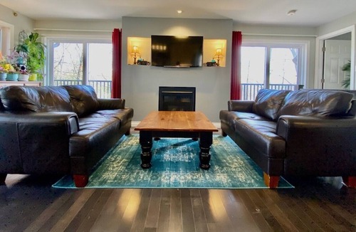 Trent Lakes Cottage | Lakehurst Retreat at Sandy Lake