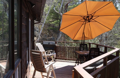 Frontenac Cottage | Lakeside 4 bedroom home on Buck Lake near Kingston