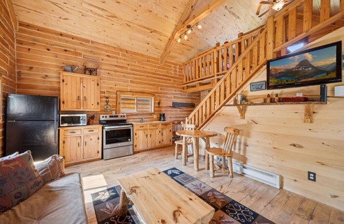 Isle Cabin | Lakeside cabin on Mille Lacs lake near trails