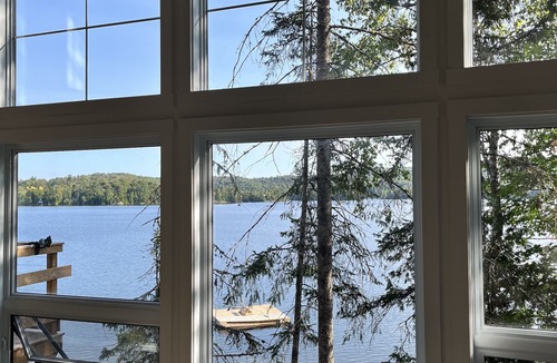 Algoma District Cottage | Lakeside cottage at Upper Island Lake