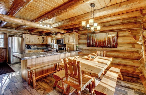 Nevis House | Lakeside Log Home with Pontoon & Game Room - Perfect for Families & Getaways!