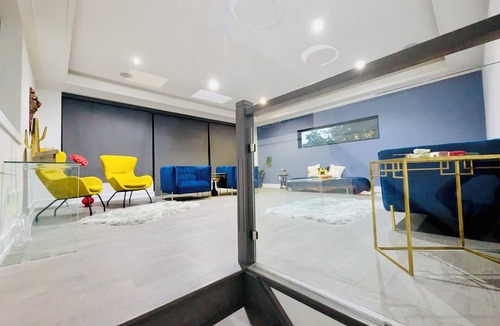 Pickering House | Lakeside Luxe