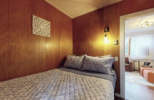 Roseneath Cottage | Lakeside Serenity Cottage On Rice Lake