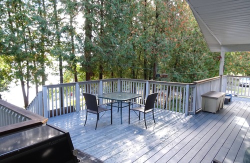 Manitoulin District Cottage | Lakeside Wolsey Shores Cottage on Manitoulin Island Weekly Sat to Sat Rentals