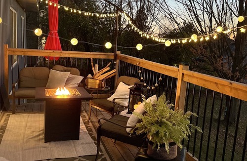 Valentia Cottage | Lakeview Cozy Cottage: Close to Water for Swimming, Fishing & Kayaking