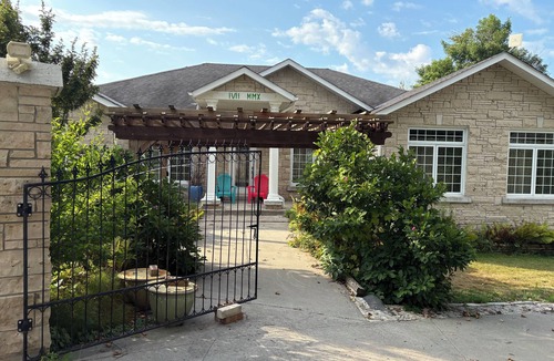 Colborne House | Lakeview rental