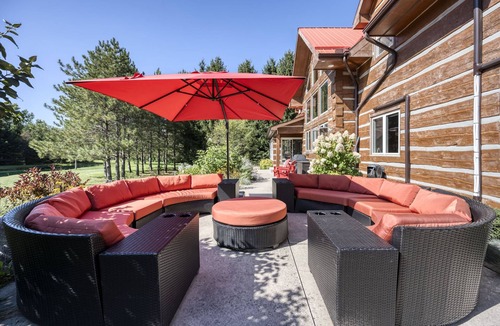 Dashwood House | Large Grand Bend Getaway. Swim, Golf, Relax