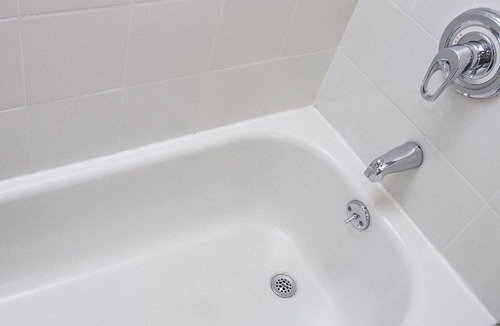 North Bay House | large Room for rent