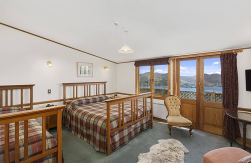 Dunedin Cabin | Larnach Lodge