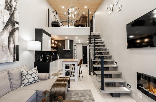 Mont-Tremblant Village Apartment | Le ChiK by Gestion ELITE