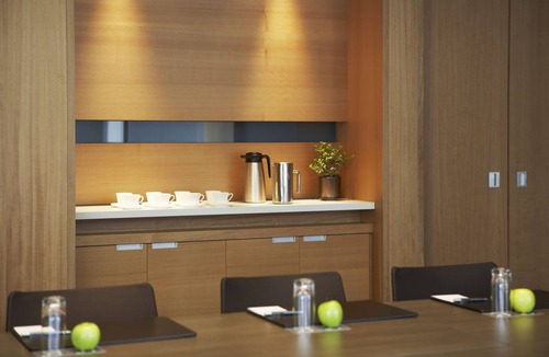 Toronto Entertainment District Apartment | Le Germain Hotel Maple Leaf Square