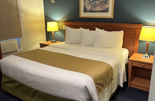 Mattawa Hotel | Le Voyageur Inn