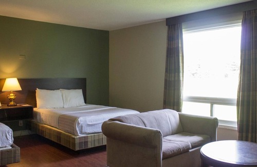 Flesherton Hotel | Leelas Villa Inn Flesherton