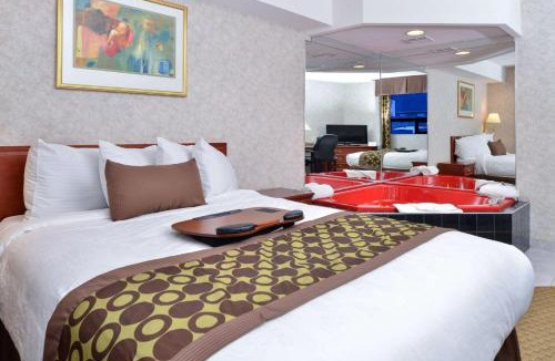 Windsor Hotel | Lexington Inn & Suites-Windsor