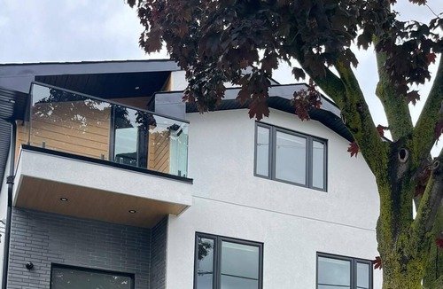 Birch Cliff House | Light Filled Escape