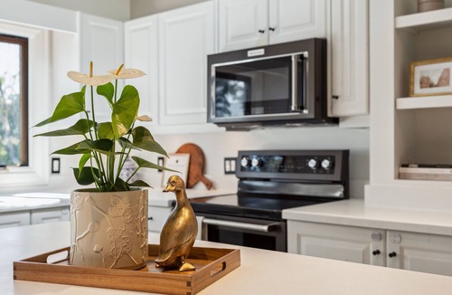 Lake of Bays Cottage | Lily’s Lake House - Luxury Cottage Experience