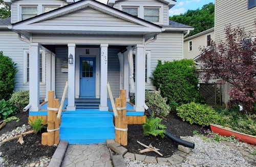Port Stanley House | Little Beach Retreat