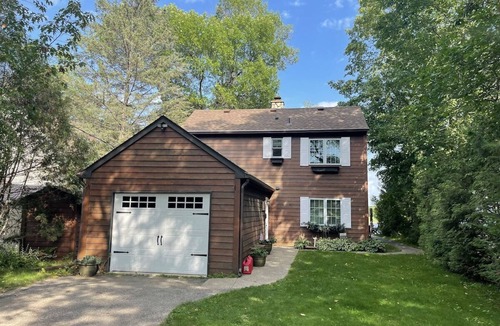 South Haven Cabin | Little Bear Cabin Rental Snowmobile, Boat, and Jet Ski Rentals Available